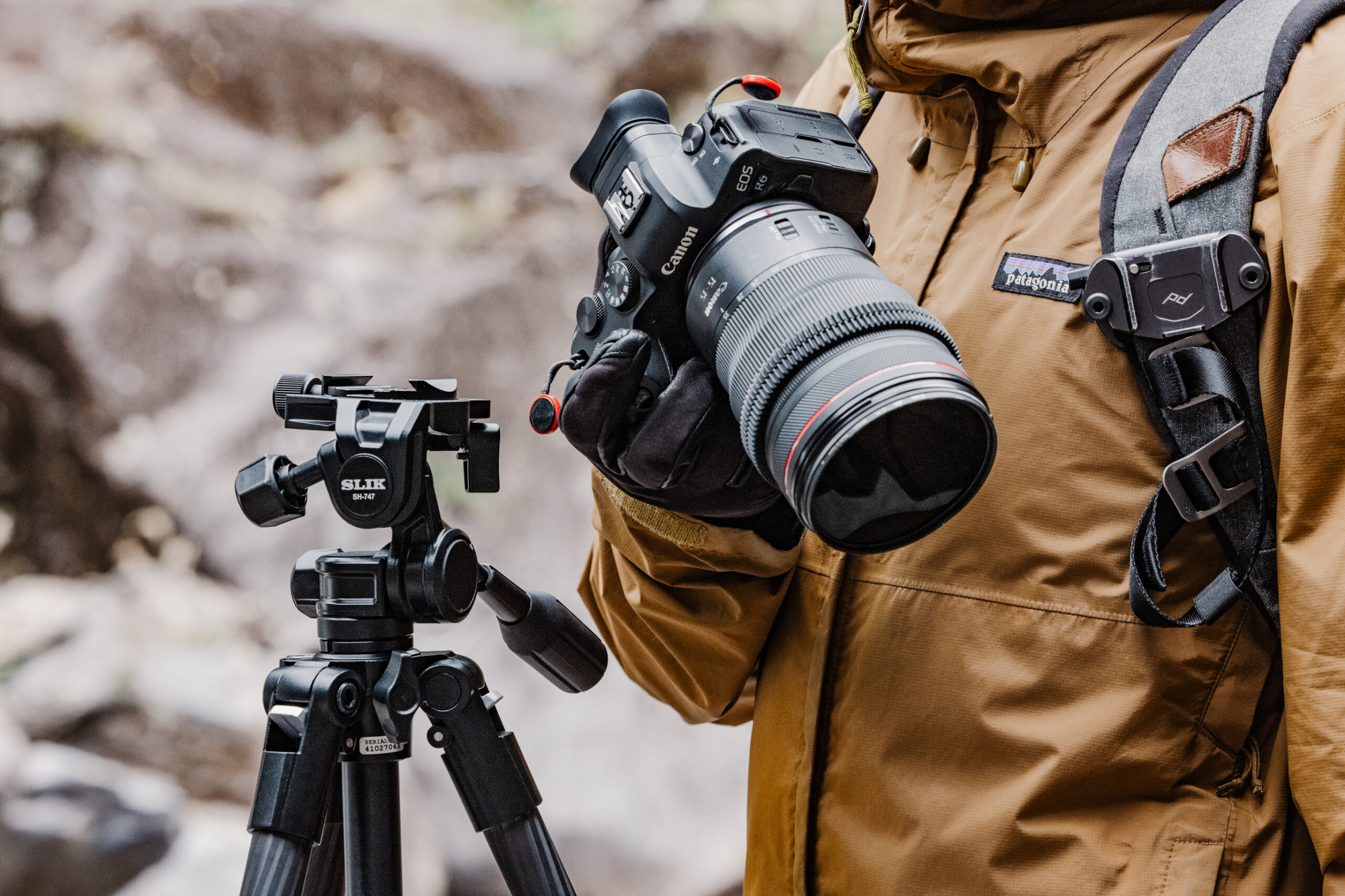 三脚ブランドSLIK ライトカーボン E74 II AC｜写真撮影・製品紹介